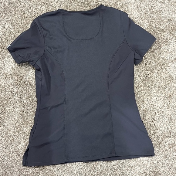 Cherokee Infinity Scrub Top-Gray🩶 - Picture 2 of 4